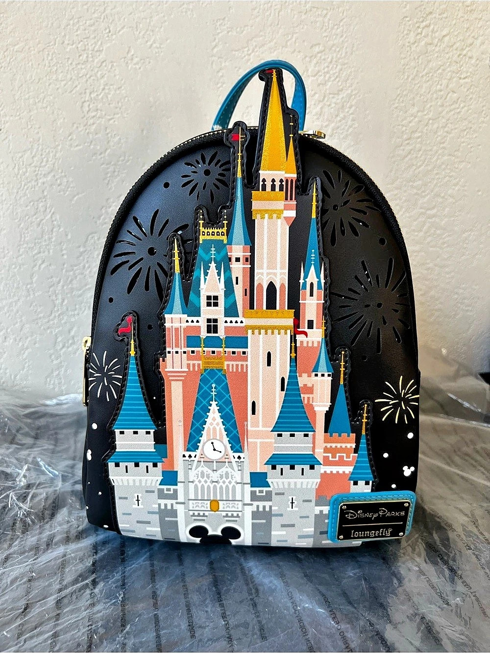 Disney Parks x Loungefly Light-Up Cinderella Castle Fireworks Mini Backpack NWT